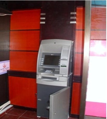 MESIN ATM BANK JATIM MALANG